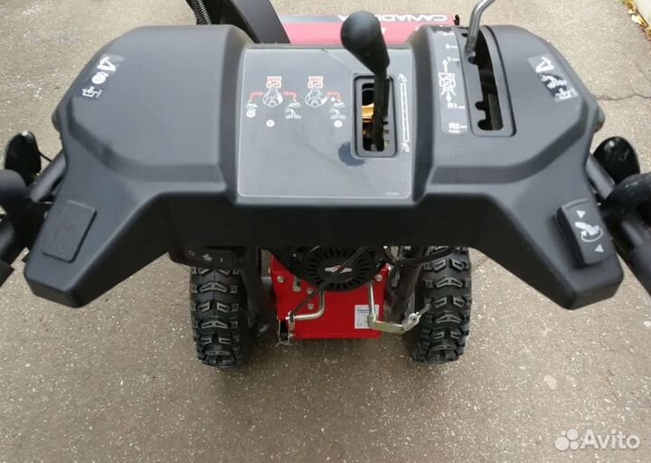 Снегоуборщик Canadiana CM741450SE