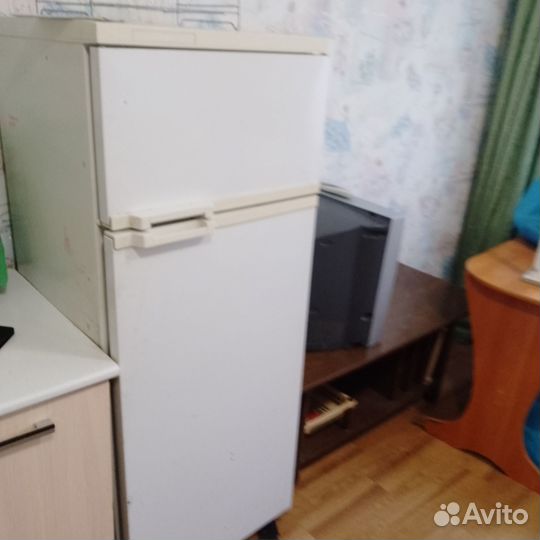 Холодильник бу