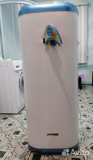 Продам водонагреватель
