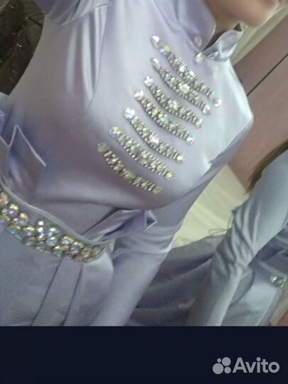 Платье со шлейфом