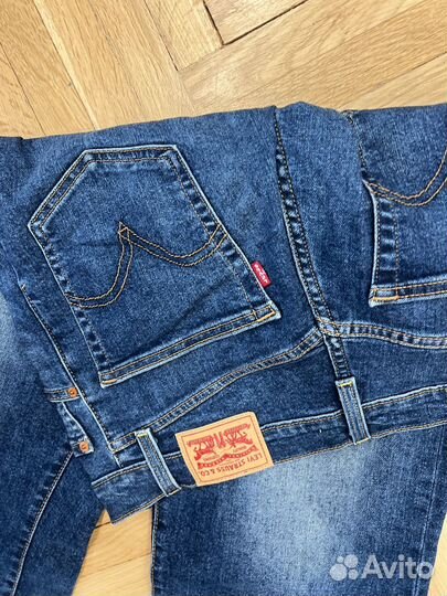 Джинсы женские levis