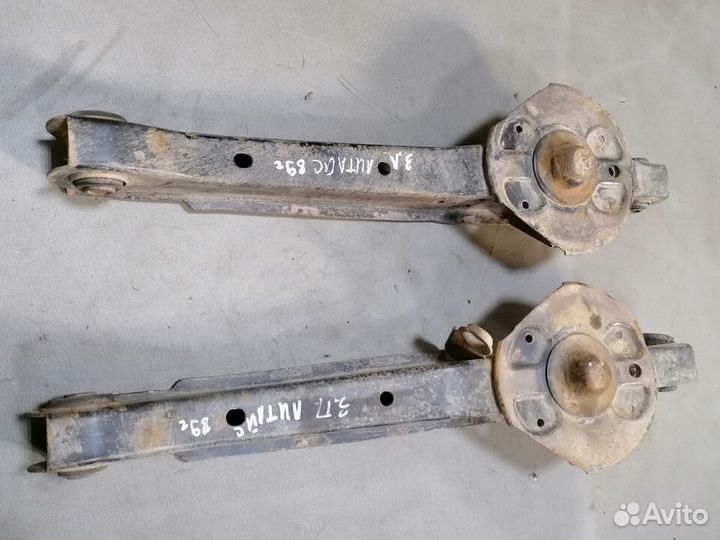 Задний продольный рычаг Toyota Lite Ace 1989