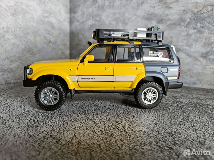 Машинка Металлическая Toyota Land Cruiser 80