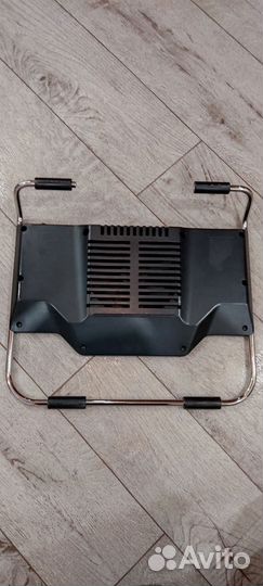 Подставка с охлаждением