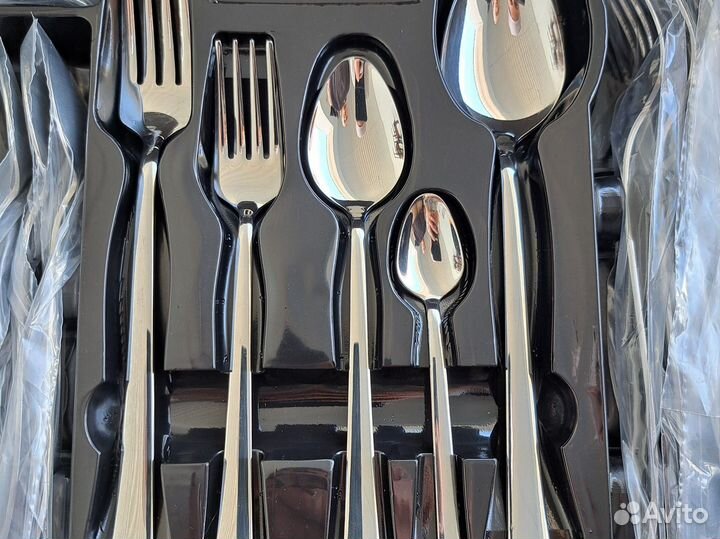 Столовый набор ложки и вилки