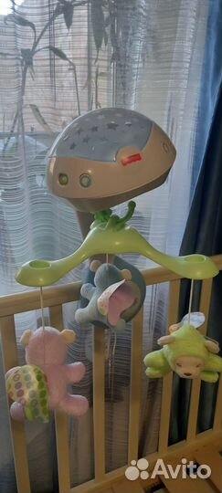 Мобиль на кроватку fisher price
