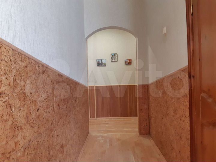 3-к. квартира, 82 м², 1/4 эт.