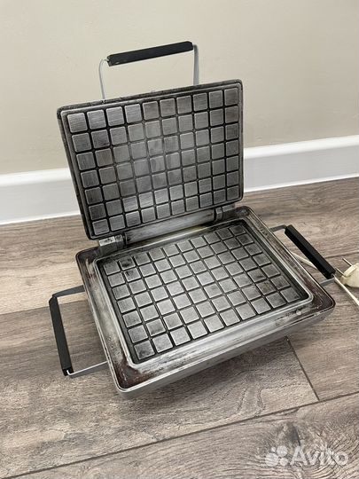 Вафельница