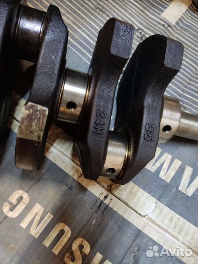 Коленвал на mitsubishi 4d56