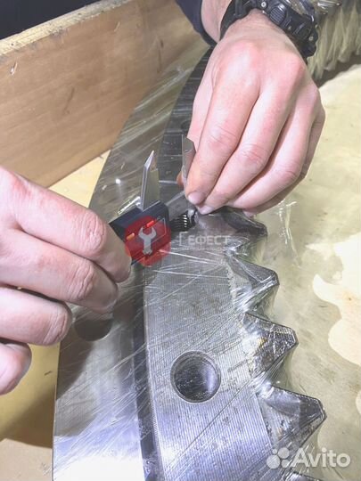 Поворотный круг JCB JS220LR