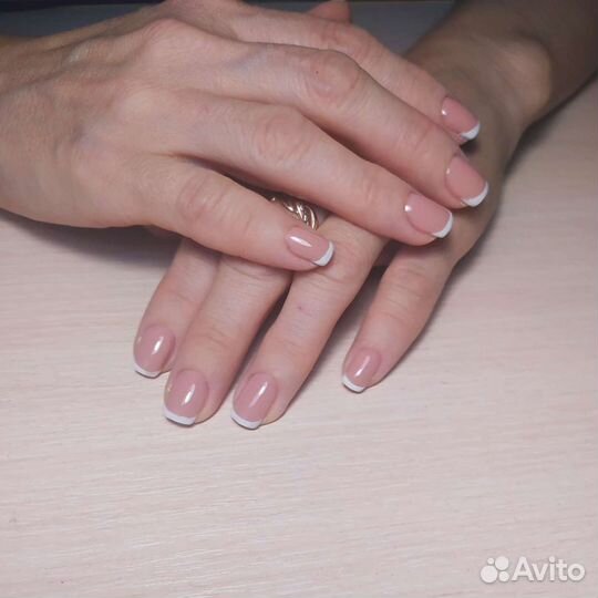 Услуги мастера маникюра