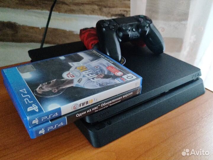 Sony PS4 slim 1tb