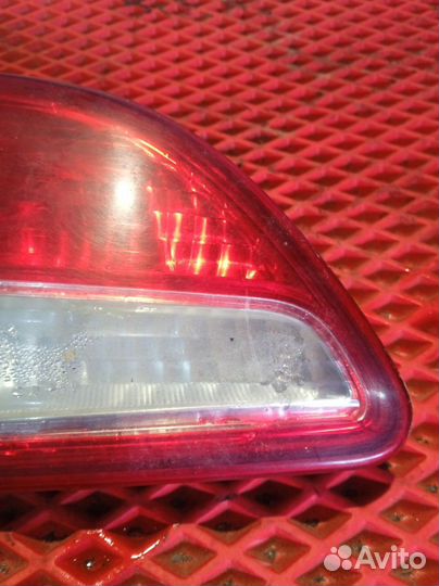 Фонарь задний левый Nissan Almera