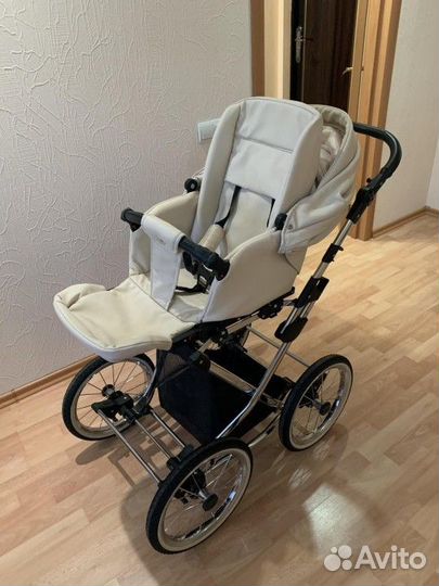 Коляска-трансформер
