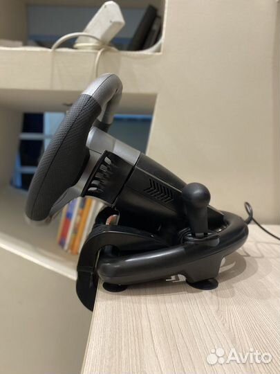 Игровой руль с педалями Defender Forsage GTR