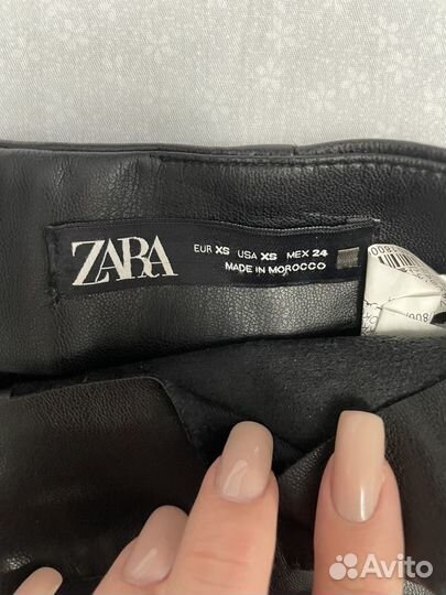 Кожаные шорты zara