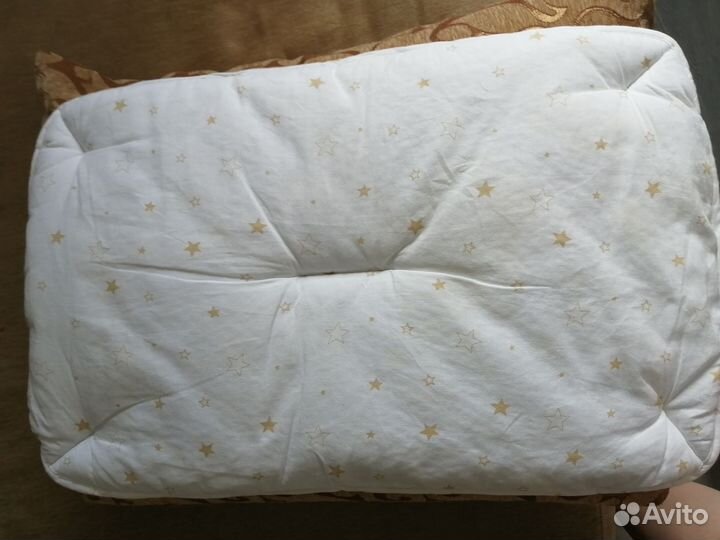 Подушка, бортики на кровать