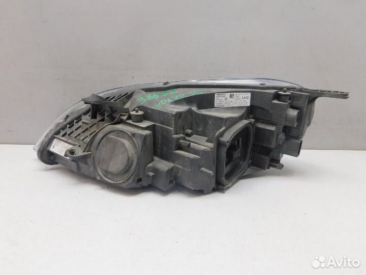 Фара правая Volvo V40
