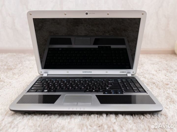 Ноутбук Samsug R530