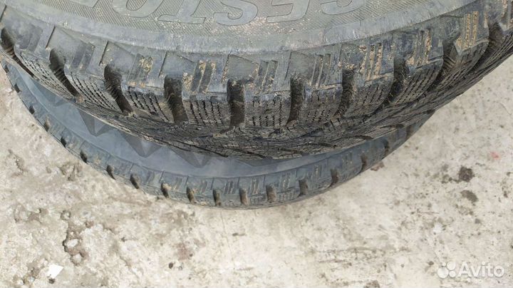 Bridgestone Ice Cruiser 7000 225/60 R17 103