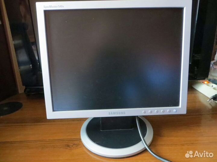 Монитор Samsung Syncmaster 540N на запчасти