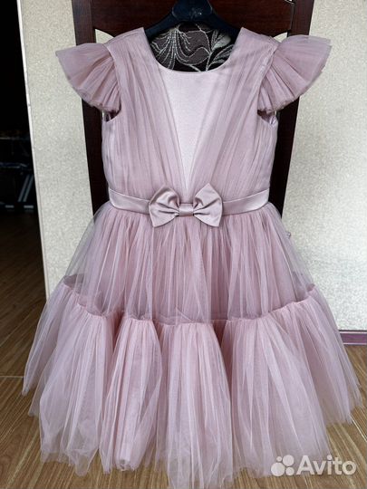 Нарядное платье для девочки