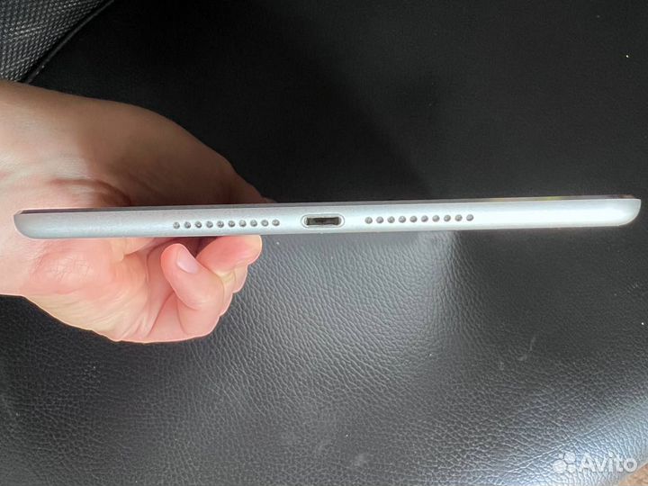 iPad mini 4 WiFi + Cellular 128Gb