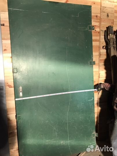 Дверь железная