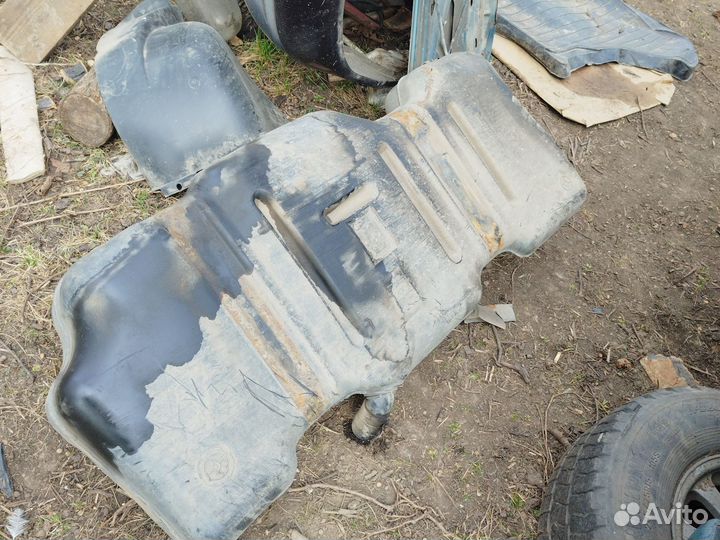 Бак chrysler voyager 3