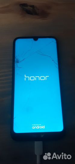 Телефон honor 8a
