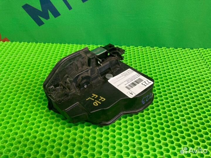 Замок боковой двери передний левый Bmw 5 F10