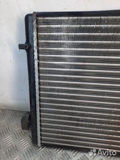 Радиатор основной Skoda Octavia хэтчбэк 5 дв. 1.9