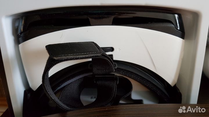Очки виртуальной реальности samsung Gear VR