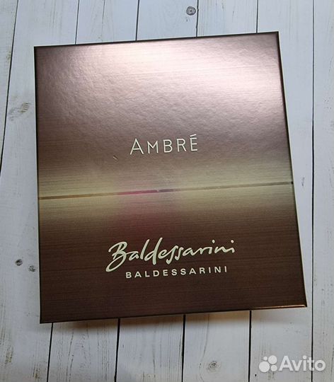 Baldessarini ambre набор