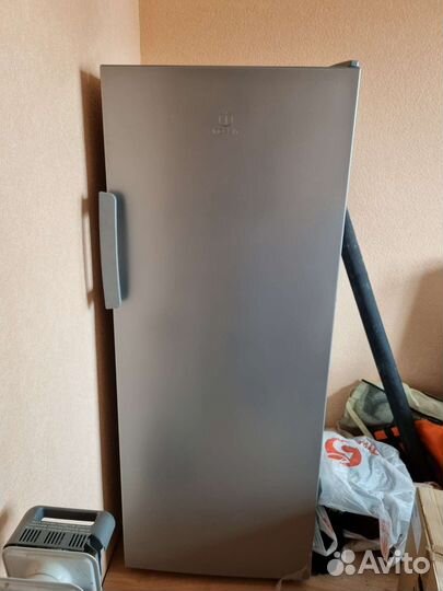 Морозильник indesit DFZ 4150.1 S