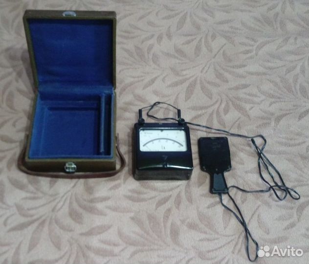 Прибор Люксметр Ю16 с фотоэлементом Ф102 в футляре