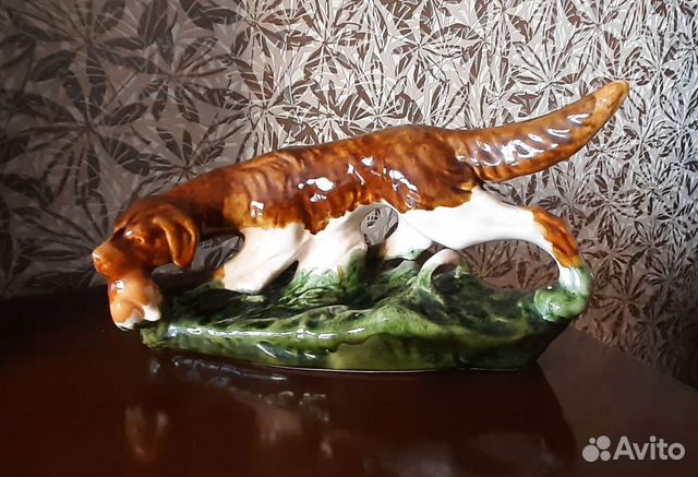 Фигурка Сеттер с дичью. Обливная керамика