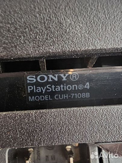 Sony playstation 4 PS4 pro 1tb