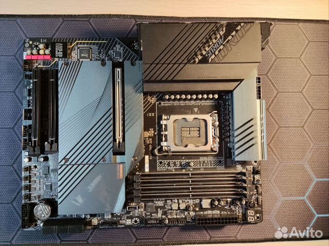 Gigabyte Z690 aorus pro купить в Москве | Электроника | Авито
