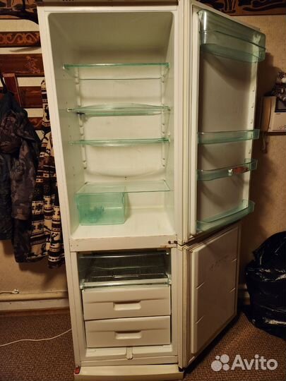 Холодильник general frost