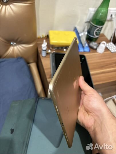 iPad pro 9.7 32 Gb Gold