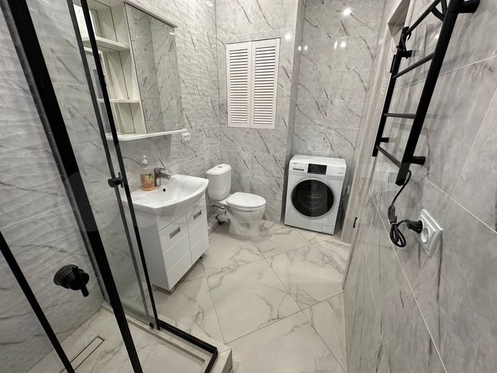 2-к. квартира, 62 м², 2/16 эт.