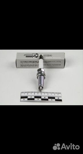 Свеча зажигания nissan 22401JA01B