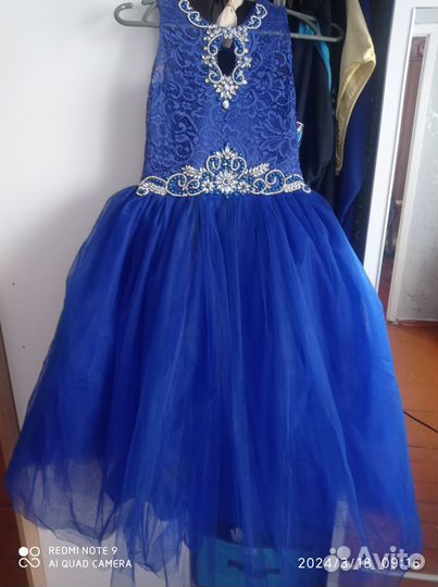 Продам детские вещи