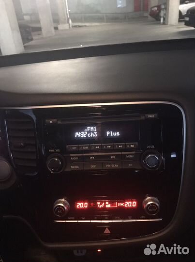 Магнитола mitsubishi outlander 3
