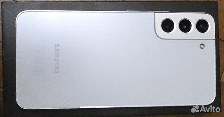 Samsung Galaxy S22+, 8/128 ГБ