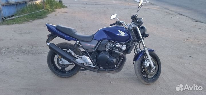 Honda CB 400 SFV