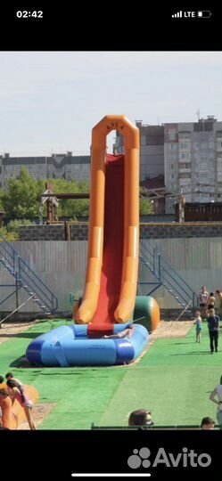 Горка водная со скатом длина 10 м с бассейном