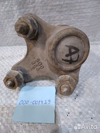 Шаровая опора правая VAG