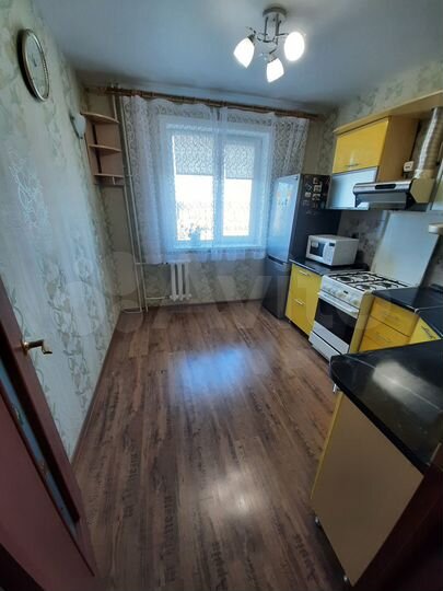 2-к. квартира, 52 м², 9/10 эт.